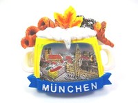 MüNchen Magnet Poly Souvenir Germany Marienplatz Bierkrug Moaß Brezel