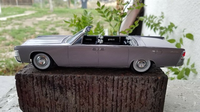 amt 1965 lincoln continental