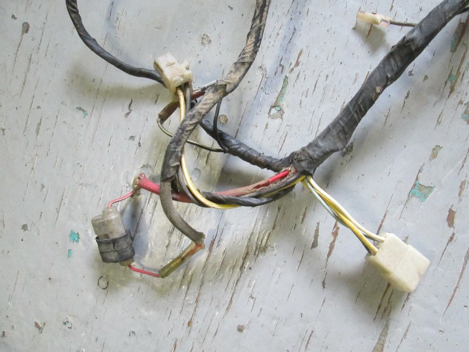 YAMAHA 1982 - 1984 XT125  1982 - 1985 XT200 WIRE WIRING HARNESS 15A-82590-00-00 - Image 4 of 4