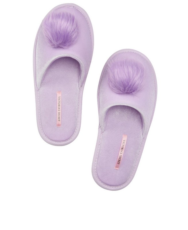 NWT VICTORIAS SECRET POM POM SLIPPERS DREAMY PURPLE LAVENDER Large 9-10