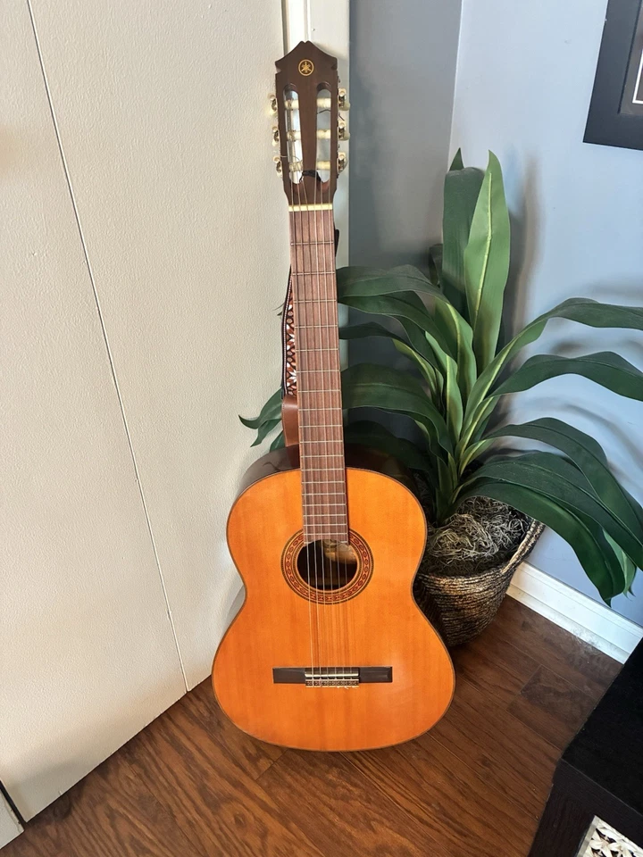 Vintage Yamaha C-60 Classical Guitar 1960s–1970s Original Hard Case Woven Strap - image 3 of 4