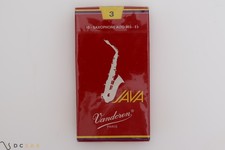 Vandoren Java Red Alto Saxophone Reeds, Strength 3, Box of 10