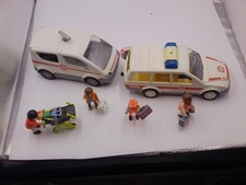 Playmobil Notarztwagen 4223 Hospital Arzt 5012 mit Figuren