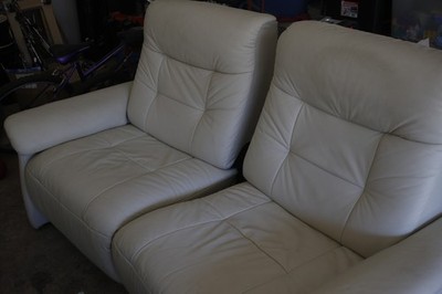Ekornes Stressless ''Paradise'' High-Back Reclining Sofa - Large - Cream Leather