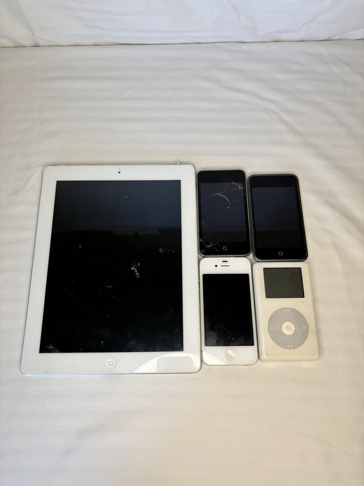 Lote De 5 Productos De Colección Apple iPad 2, (2) iPod Touch (1) Clásico, iPhone 4s Foto 4 de 4
