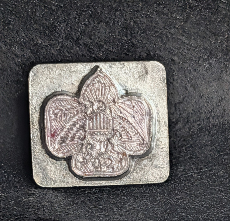 RARE Vtg Craftool Co USA 2D-3D Leather Stamp #8484 GIRLS SCOUTS/Symbol 1”x1 1/8”