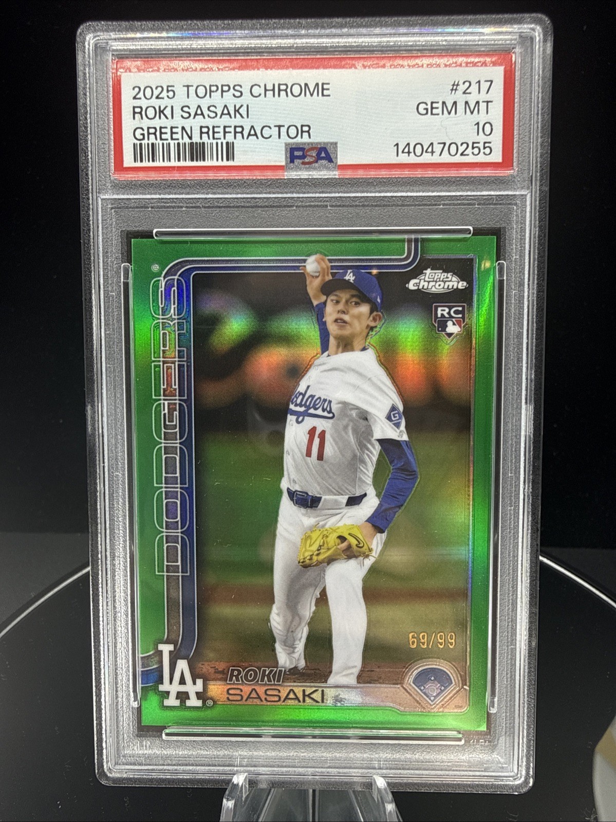 Roki Sasaki /99 2025 Topps Chrome Green Refractor 217 PSA 10