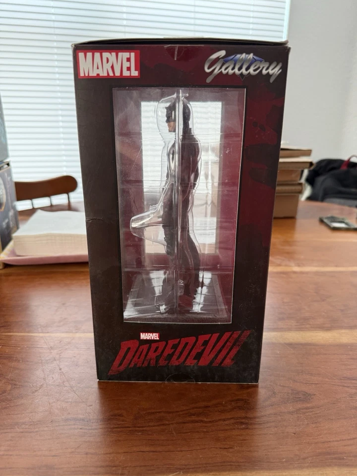Diamond Select Marvel Gallery Netflix Daredevil Figura PVC 10" Diorama 2017 Foto 3 de 4