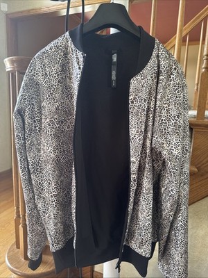 Victoria Secret Women's Leopard Reversible Bomber Style Jacket Size Small