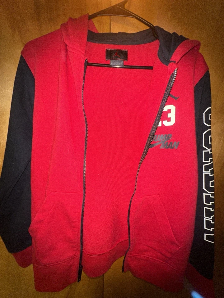 耐克 Jordan Jumpman 23 全拉链连帽衫运动衫红色男孩 M 码 — 第 3/4 张图片
