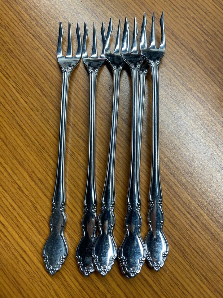 Oneida Bordeaux Stainless Steel Flatware - Glossy Finish, Your Choice EXC