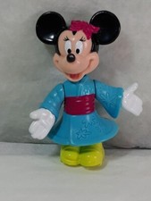 Disney Minnie Mouse Action Figure Epcot Center Japan Kimono Disney World
