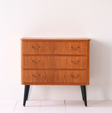 MidCentury Cassettiera con maniglie in metallo, design scandinavo vintage, 60s