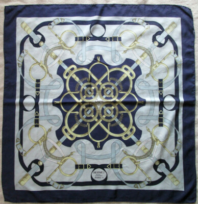 Foulard Carré Hermès 'Eperon D'Or' - 100% Soie - Vintage - Occasion En Bon état