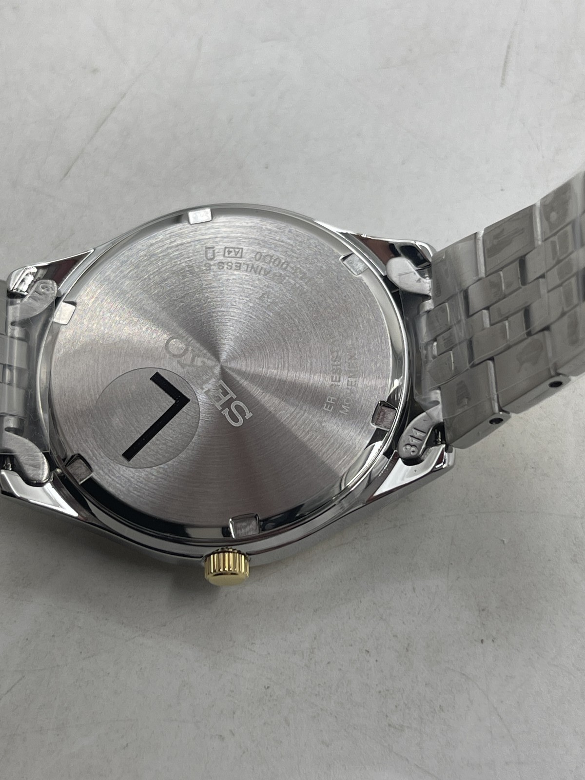 Seiko Men's Essentials Watch Silver/Gold&Silvertone Stainless Steel SUR430 thumbnail 3