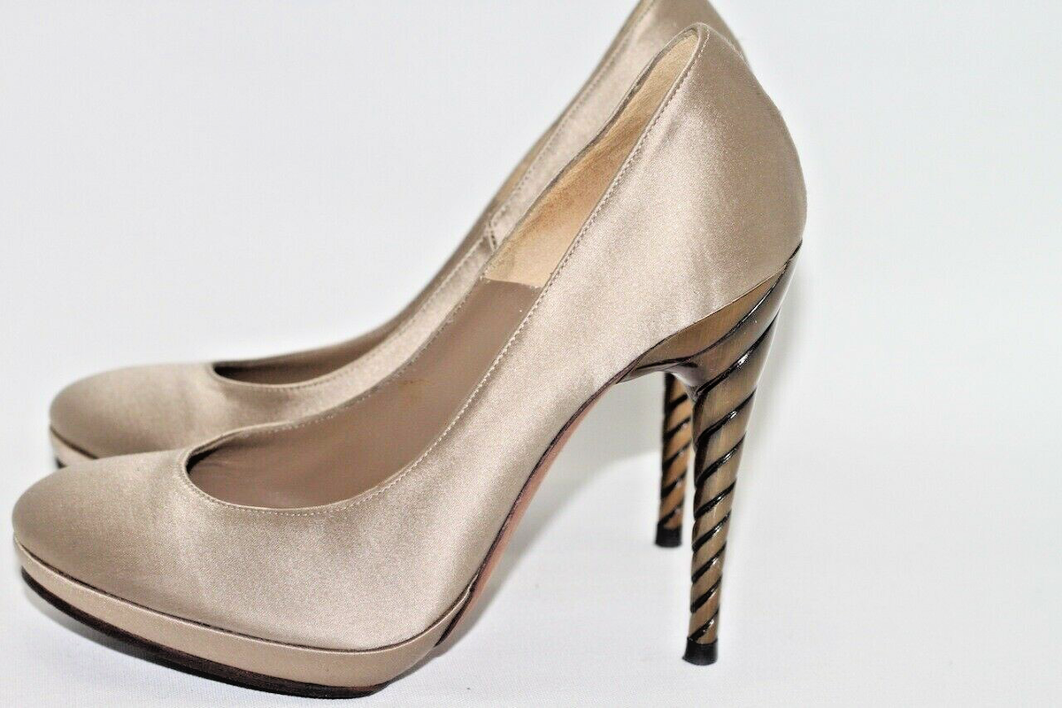 Nina Ricci Gold Satin Round Toe Twisted Stiletto Platform Pumps