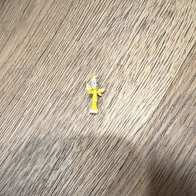 Beauty and the beast Polly pocket candle figure