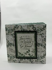 Mini Love Makes The World Go Around Wedding Album 6" x 6"