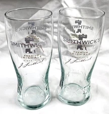 2 Smithwick's Premium Irish Ale Embossed Beer Glasses 20 oz