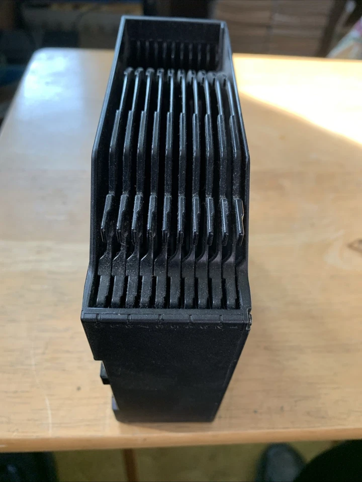 Cargador de disco compacto de 10 discos sin marca Foto 3 de 3