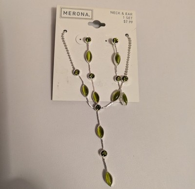 NWT Merona Silver-Tone Metal Necklace & Earrings Set Green Oval and Round Stones