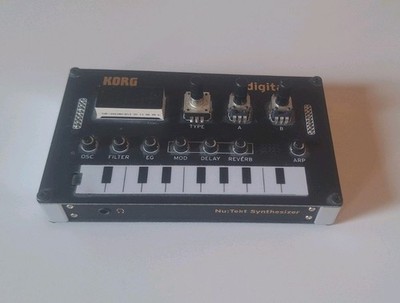 Korg NTS-1 Synthesizer mit MIDI-Adapter