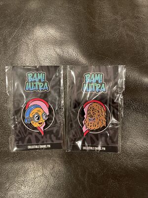 Bam Ultra Box Exclusive Star Wars Moz and Chewie Enamel Pin Set of 2