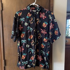 Vintage 80 s Men s Size Medium Pierre Cardin Hawaiian Shirt
