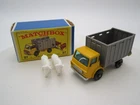 VINTAGE BOXED LESNEY MATCHBOX SERIES NEW MODEL CATTLE TRUCK #37 WITH COWS NR