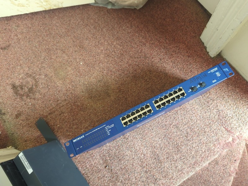 Netgear ProSafe GS724T V4 Gigabit 24-Port Smart Managed Switch
