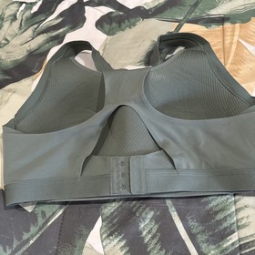 🔥 Victoria's Secret Lot GREEN 5 ITEMS! Including 1 NWT Tank Top