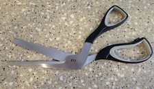 Raafi Pizza Cutter Scissors