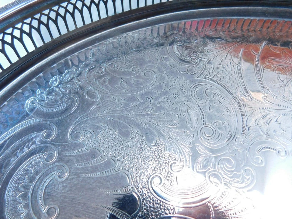 Fabulous Galleried Oval Cavalier Cocktail Serving Tray - Image 3 of 4