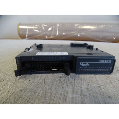 Schneider Modicon TM3DQ16TK Module TM3 - 16 Output Transistor Pnp, HE10