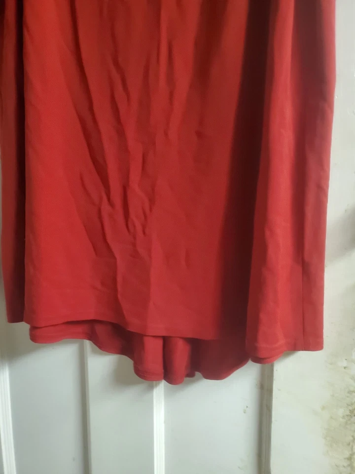 NUEVA Falda Midi Gap Roja Mezcla Rayón Para Mujer Talla XL Pull On Acampanada Nueva Con Etiquetas De Colección NAVIDAD Foto 3 de 4