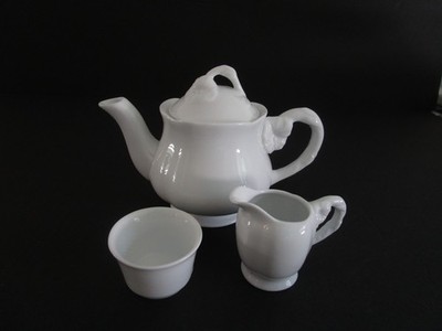 Child's White Porcelain Tea Pot Creamer and Sugar Christmas