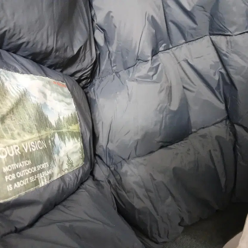 Eider Light Gray Padded Jacket - Versatile Outerw… - image 5