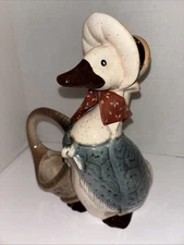 8x5x4 Vintage Mr. Ceramics Wisconsin Mother Goose planter 
