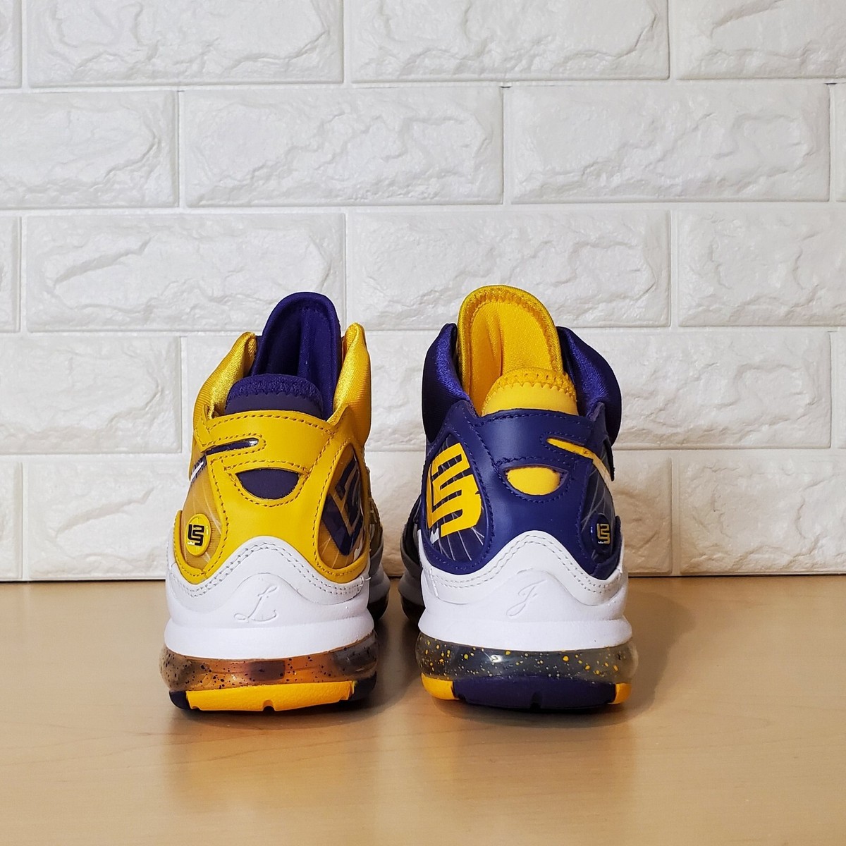 Nike Lebron 7 VII QS Media Day LA Mens Size 6 Purple White Yellow CW2300-500 nike-nike-lebron-vii-qs-court-  main image 2