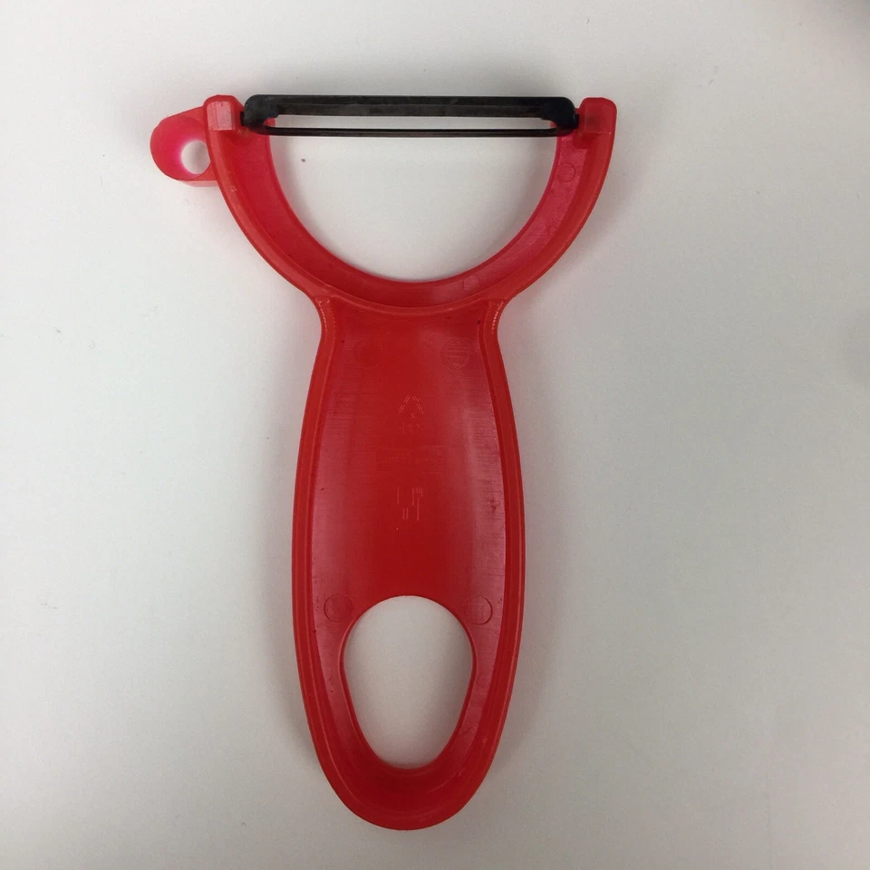 "Pelador de verduras de patatas Kuhn Rikon Parer 4,5"" hoja de metal rojo hecho en Suiza" Foto 2 de 4