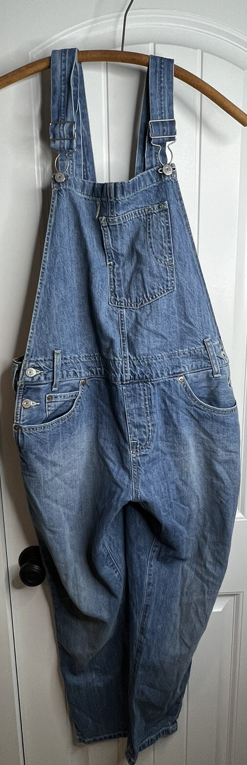 LEVI'S Women's Denim Bib Overalls Jeans Size Medium Gem