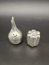 LENOX KIRK STIEFF Pewter Metal Salt & Pepper Shakers Onion Bulb & Pepper Pair