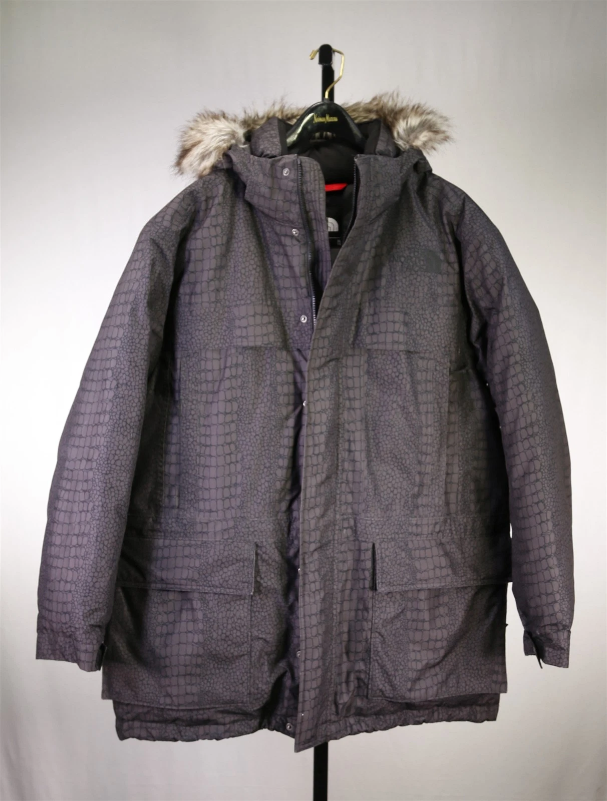 The North Face Mens Mcmurdo Croc Gator Print Down Parka Hooded Ski Jacket XL