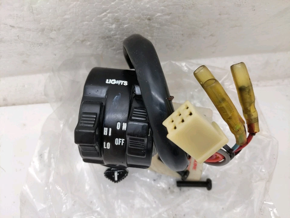 Kawasaki Ar80 LH Handle Switch.ref 46091-1470..NOS.Taiwan - Image 2 of 3