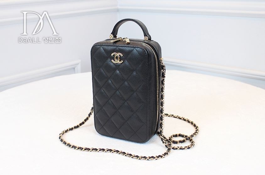 CHANEL Vanity Rectangular Cosmetic Bag with Gold … - image 2