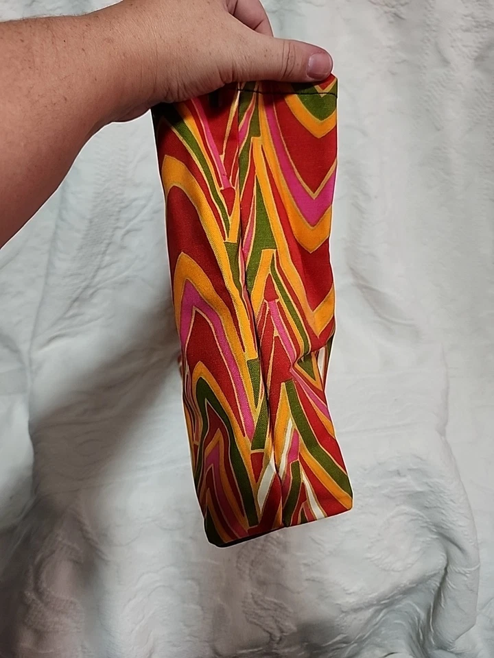 Vintage 60s/70s Mod Psychedelic Canvas Tote Bag Purse With Gold Chain Handle - Image 3 of 4