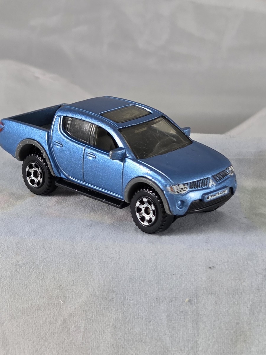 Matchbox B46 Diecast 1:68 Blue 2008 Mitsubishi L200 Triton Pickup