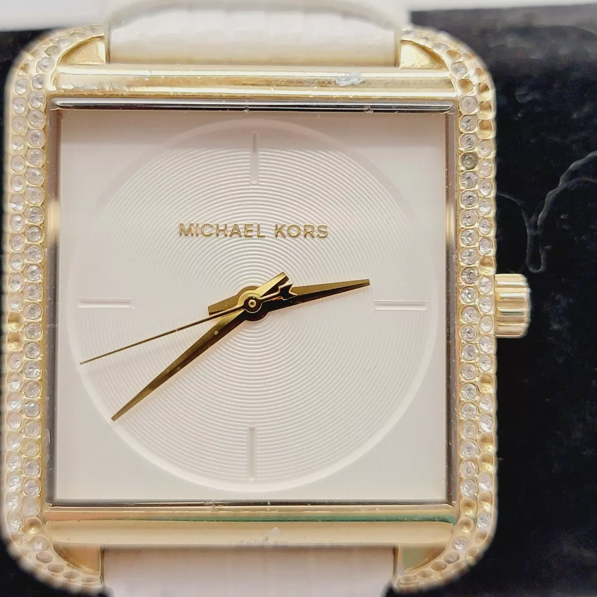 Mk lake cheap watch