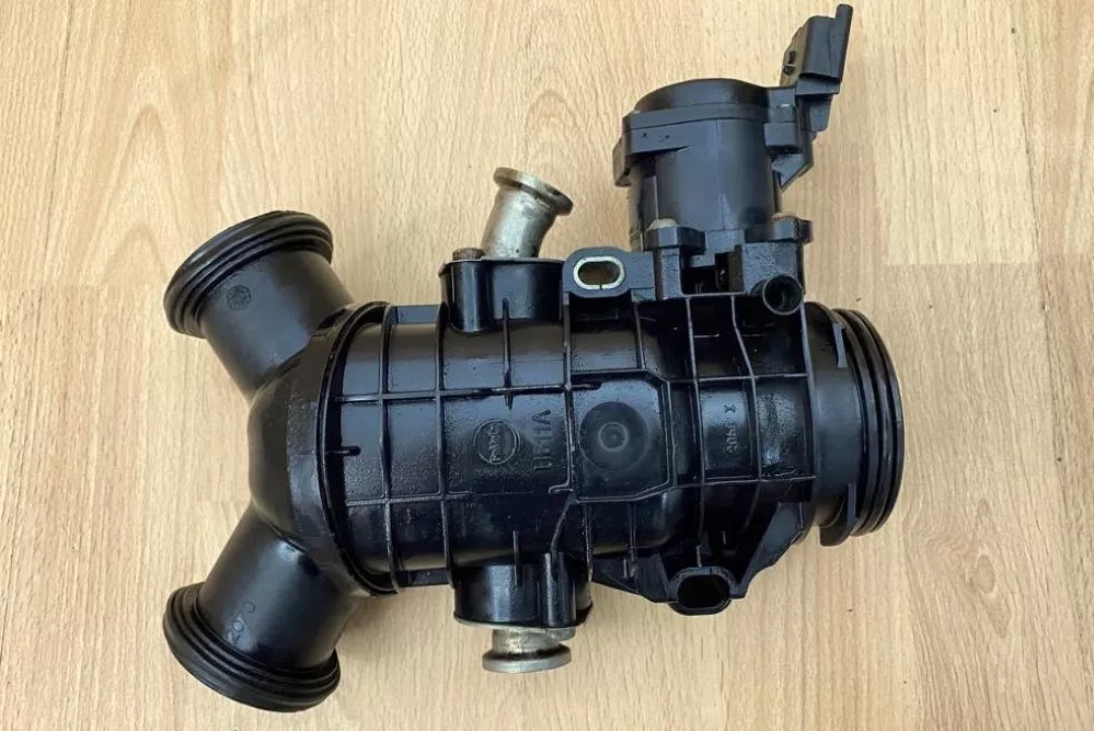 THROTTLE BODY Jaguar XF XJ S Type 2.7 Diesel V6 2004 2010