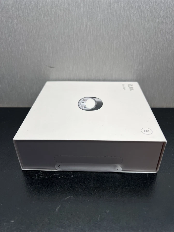 Oura Ring 4 Smart Ring Activity Tracker Size 8 In Black | JZ90-54144-08 - Image 4 of 4